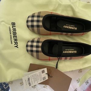 Burberry Kids Ballerina
